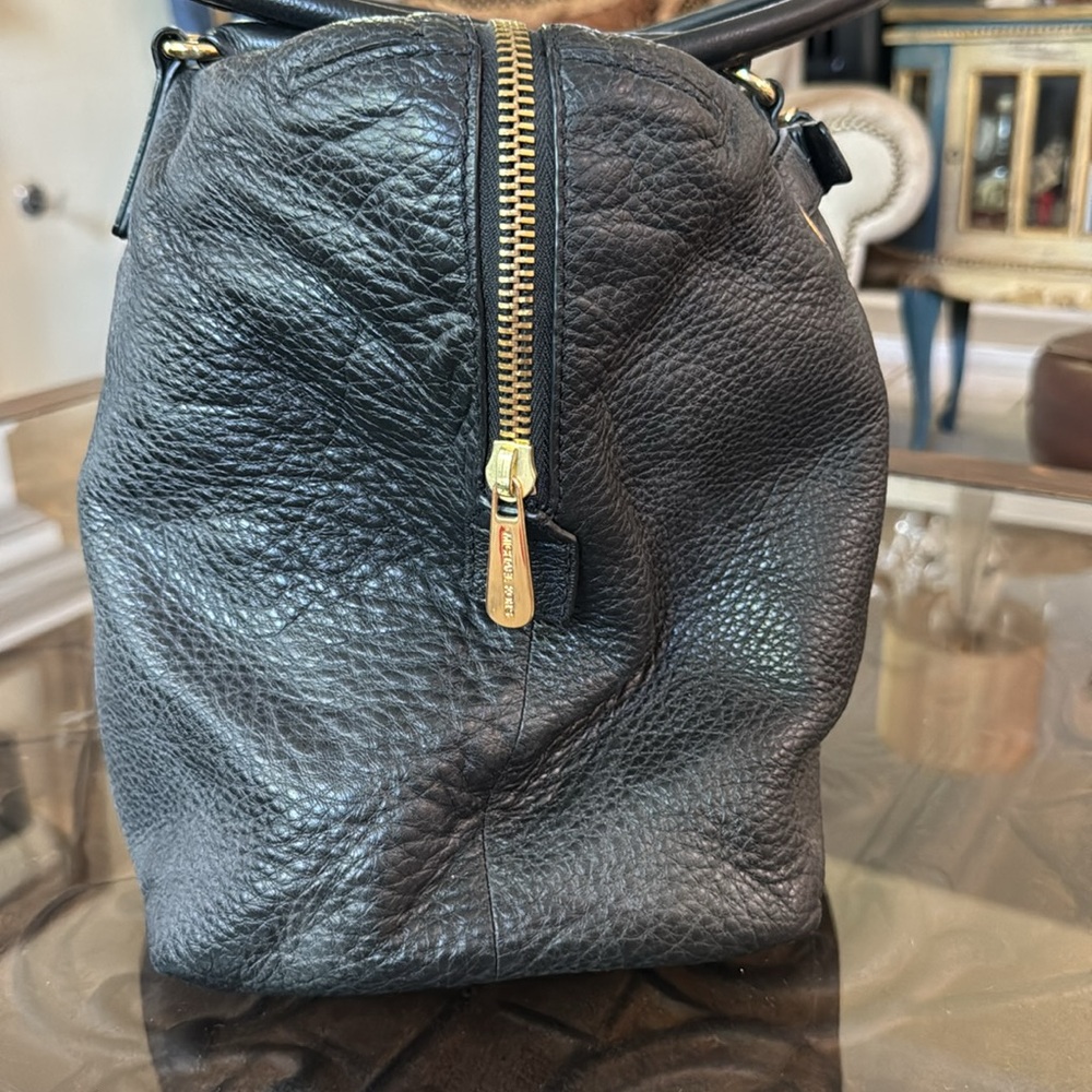 Michael Kors Hamilton Tote and Wallet set - Picture 4 of 11